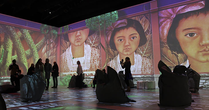Viva Frida Kahlo - Immersive Experience Deutschland Premiere 15.12.2022 – im UTOPIA - The Happening Place an der Heßstraße (©Foto: Martinn Schmitz)) 